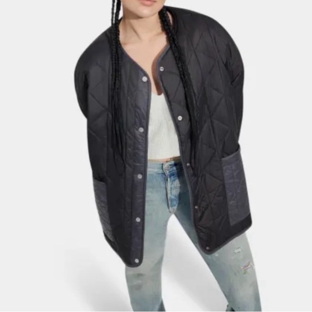 UGG AMILEA REVERSIBLE QUILTED JACKET - Picture 3 of 4